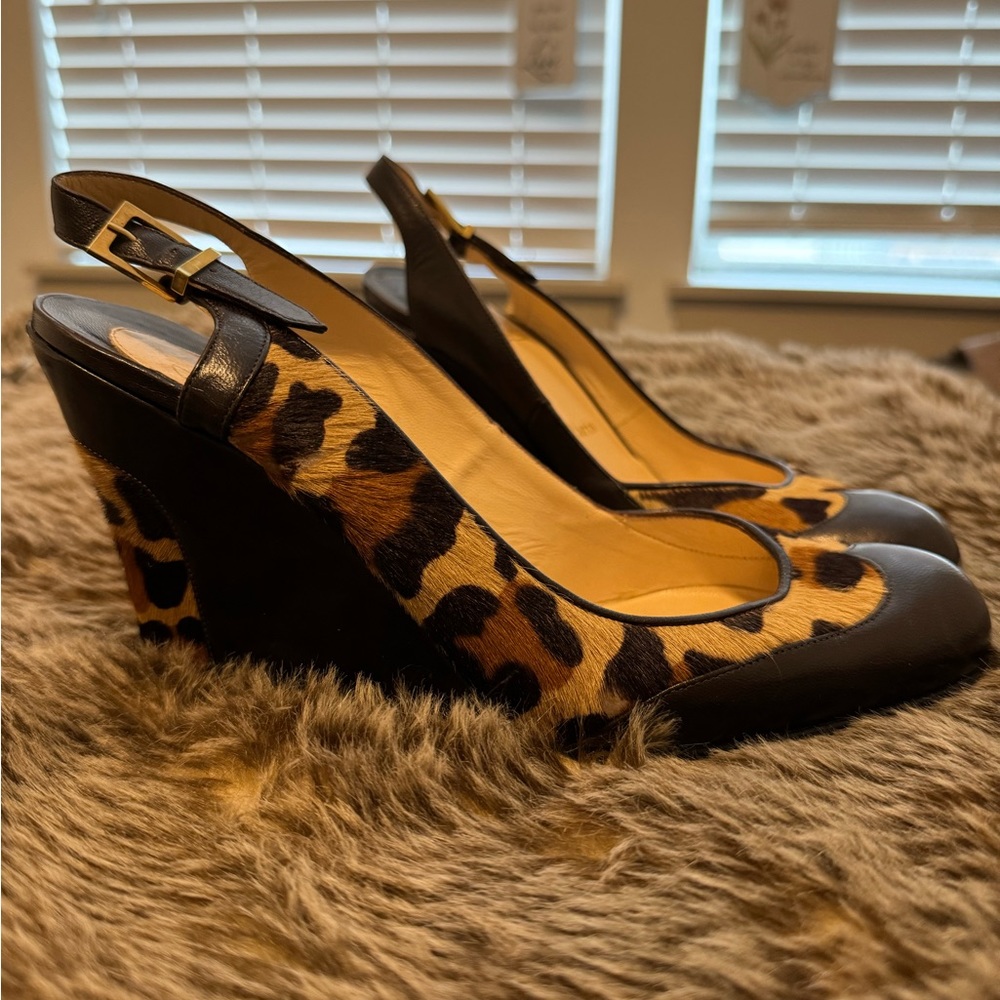 VINTAGE Christian Louboutin horse hair leopard heel